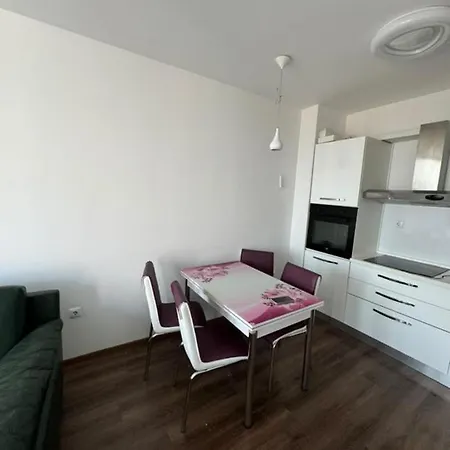 Steya Apartment